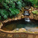 outdoor_garden_jacuzzi