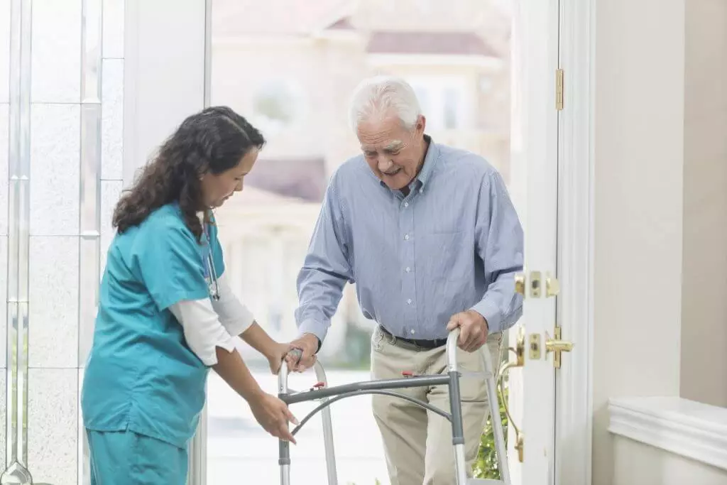 The Best Tips for Hiring a Patient Care Nurse at Home