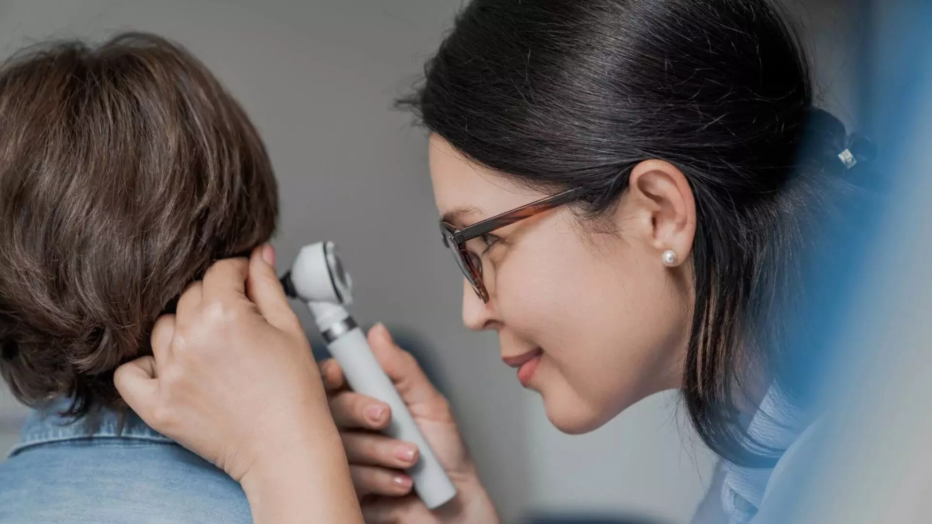 Difference Between Audiologist And Hearing Aid Specialist