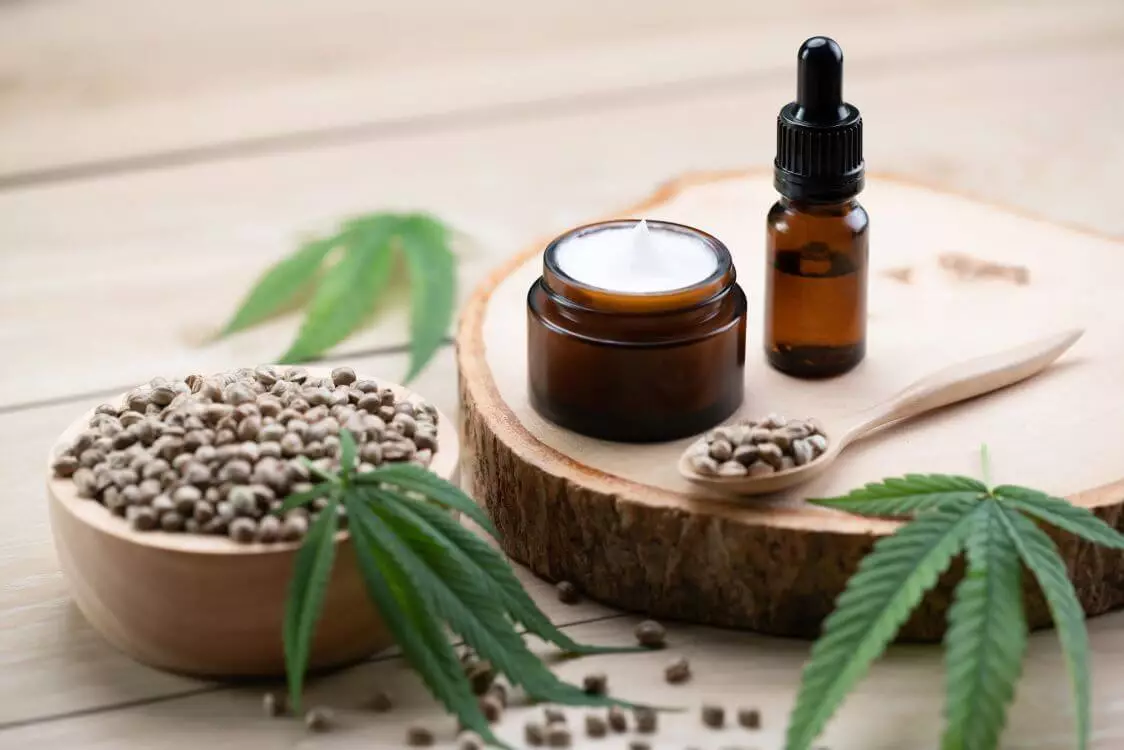 Your Ultimate Guide to Choosing the Perfect CBD Oil Product